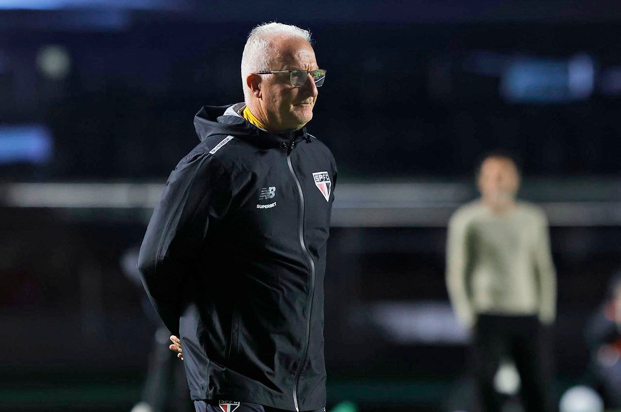 Dorival detona atuação do São Paulo em eliminação Dorival detona atuação do São Paulo em eliminação