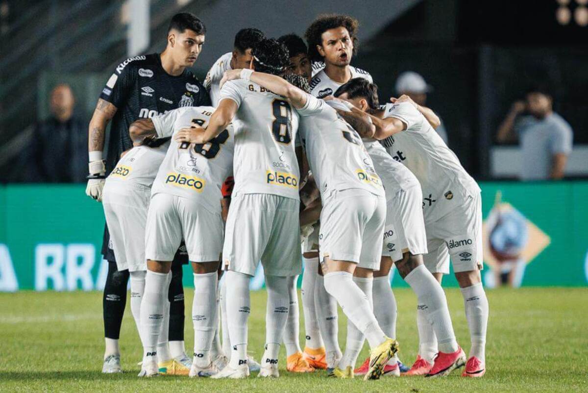Sem Neymar, Santos luta contra jejum pós-Copa Sem Neymar, Santos luta contra jejum pós-Copa