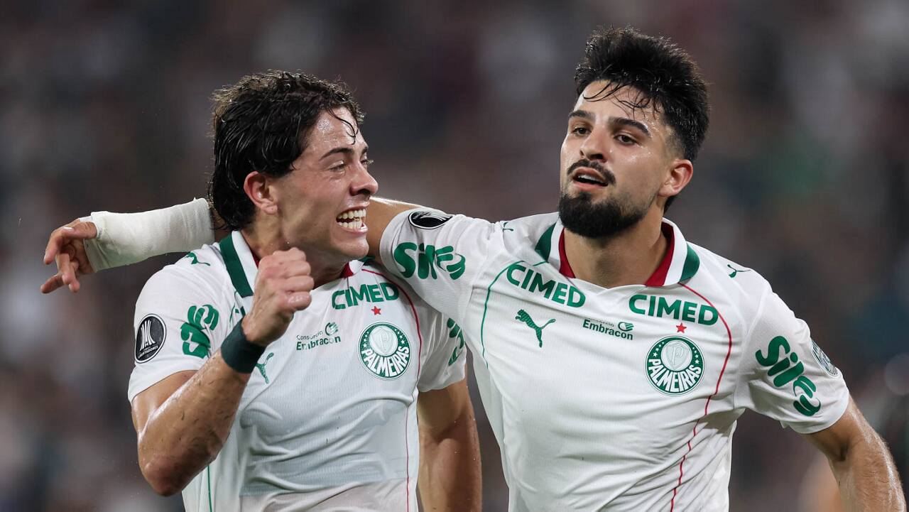 Palmeiras bate Flu e larga na frente na Libertadores Palmeiras bate Flu e larga na frente na Libertadores