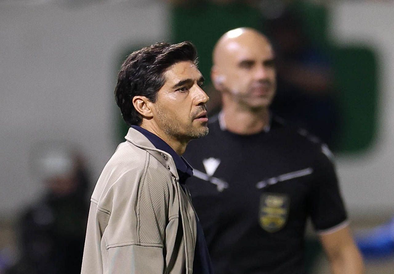 Abel Ferreira é homenageado no Palmeiras e revela sonho Abel Ferreira é homenageado no Palmeiras e revela sonho