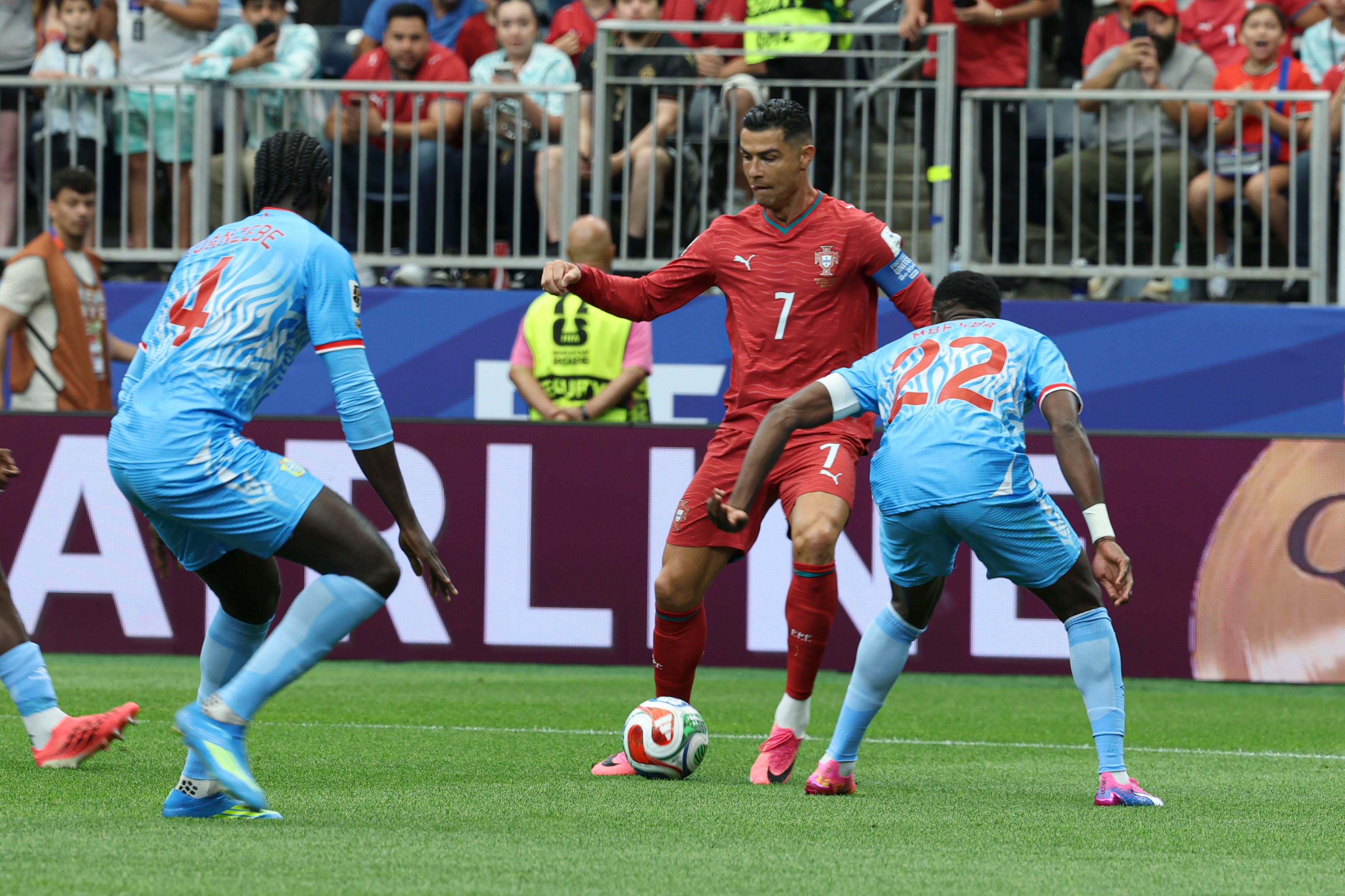 Copa do Mundo: Portugal e Congo empatam em 1 a 1 Copa do Mundo: Portugal e Congo empatam em 1 a 1