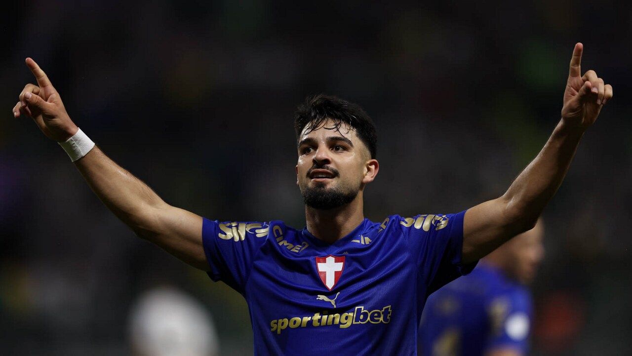 Flaco brilha e Palmeiras bate o Santos por 3 a 0 Flaco brilha e Palmeiras bate o Santos por 3 a 0