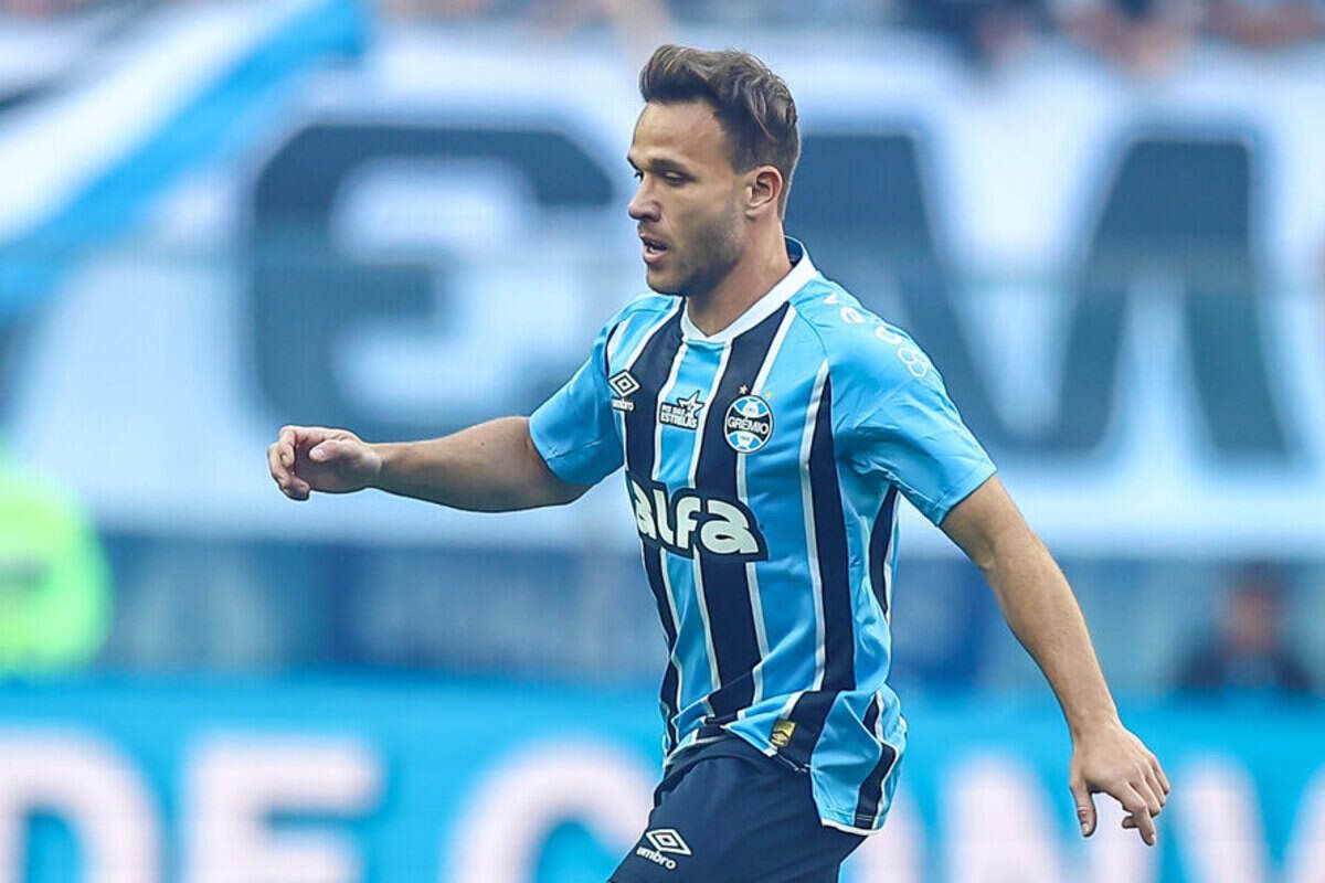 Arthur sofre nova lesão e vira dúvida para sequência decisiva do Grêmio
