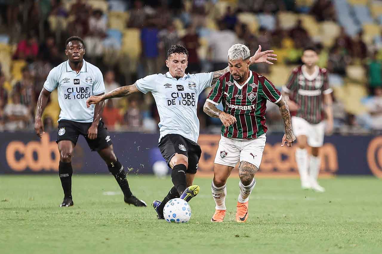 Fluminense visita o Grêmio e defende sequência invicta