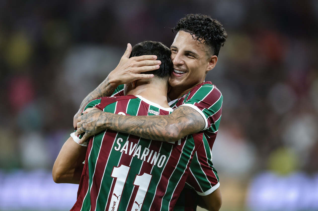 JK marca no fim, e Fluminense vence a Chape no Maracanã