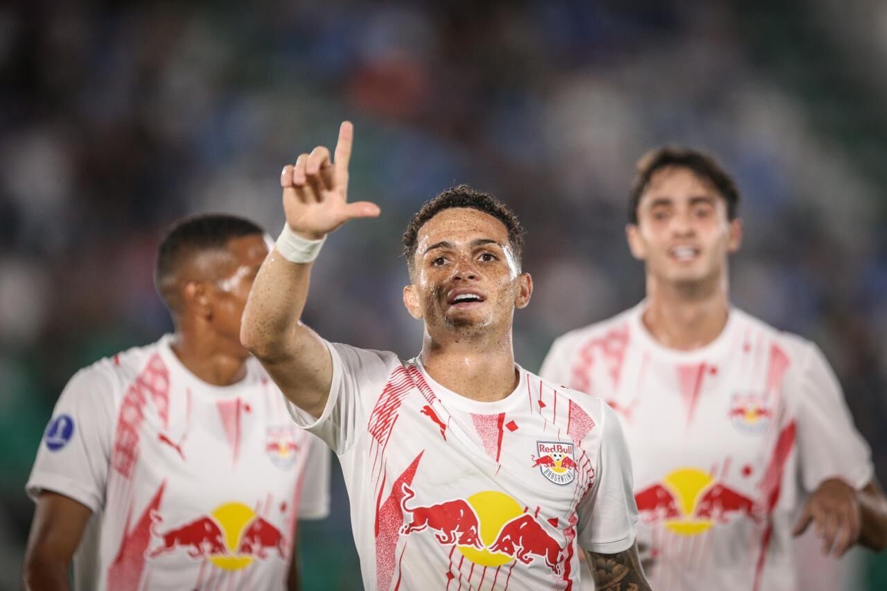 Bragantino vence Blooming com goleada por 6 a 0 na Sul-Americana