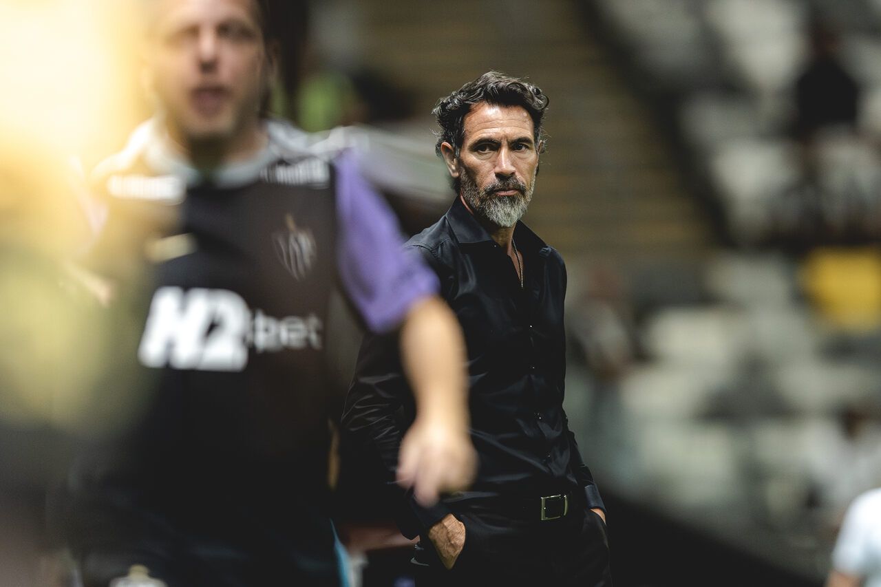 Domínguez expõe problemas do Atlético dentro de campo: "Temos que defender melhor"