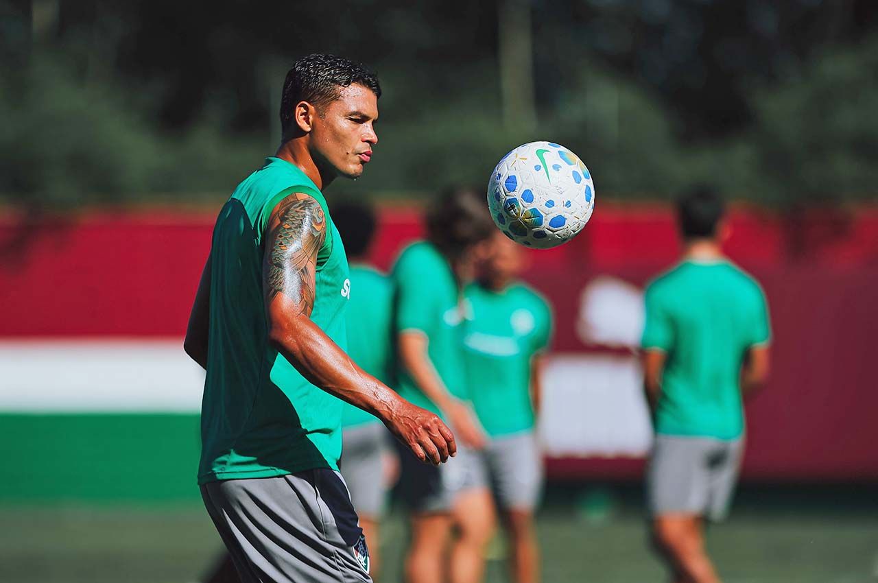 Thiago Silva é registrado no BID e pode estrear pelo Flu Thiago Silva é registrado no BID e pode estrear pelo Flu