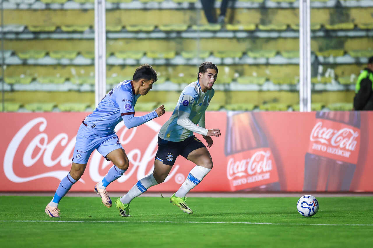 Bolívar vence o Grêmio em jogão pela Sul-Americana Bolívar vence o Grêmio em jogão pela Sul-Americana
