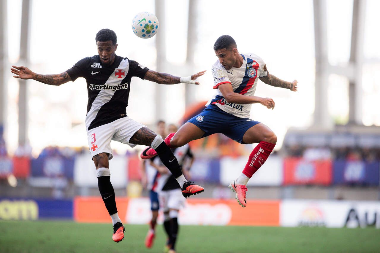 Em tarde de gols anulados, Bahia e Vasco ficam no empate pelo Brasileirão Em tarde de gols anulados, Bahia e Vasco ficam no empate pelo Brasileirão