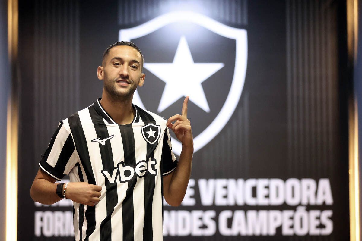 Botafogo corre contra o tempo para regularizar Ziyech