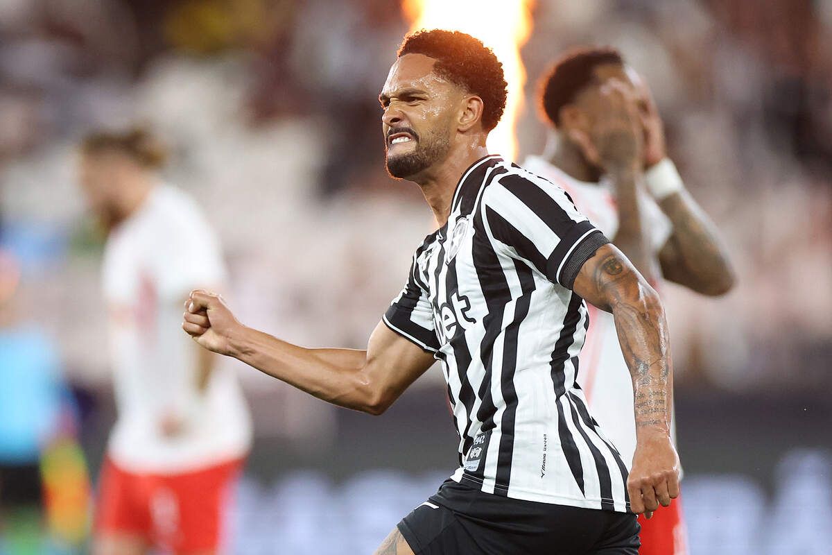 Vitinho marca mas Botafogo empata com Bragantino