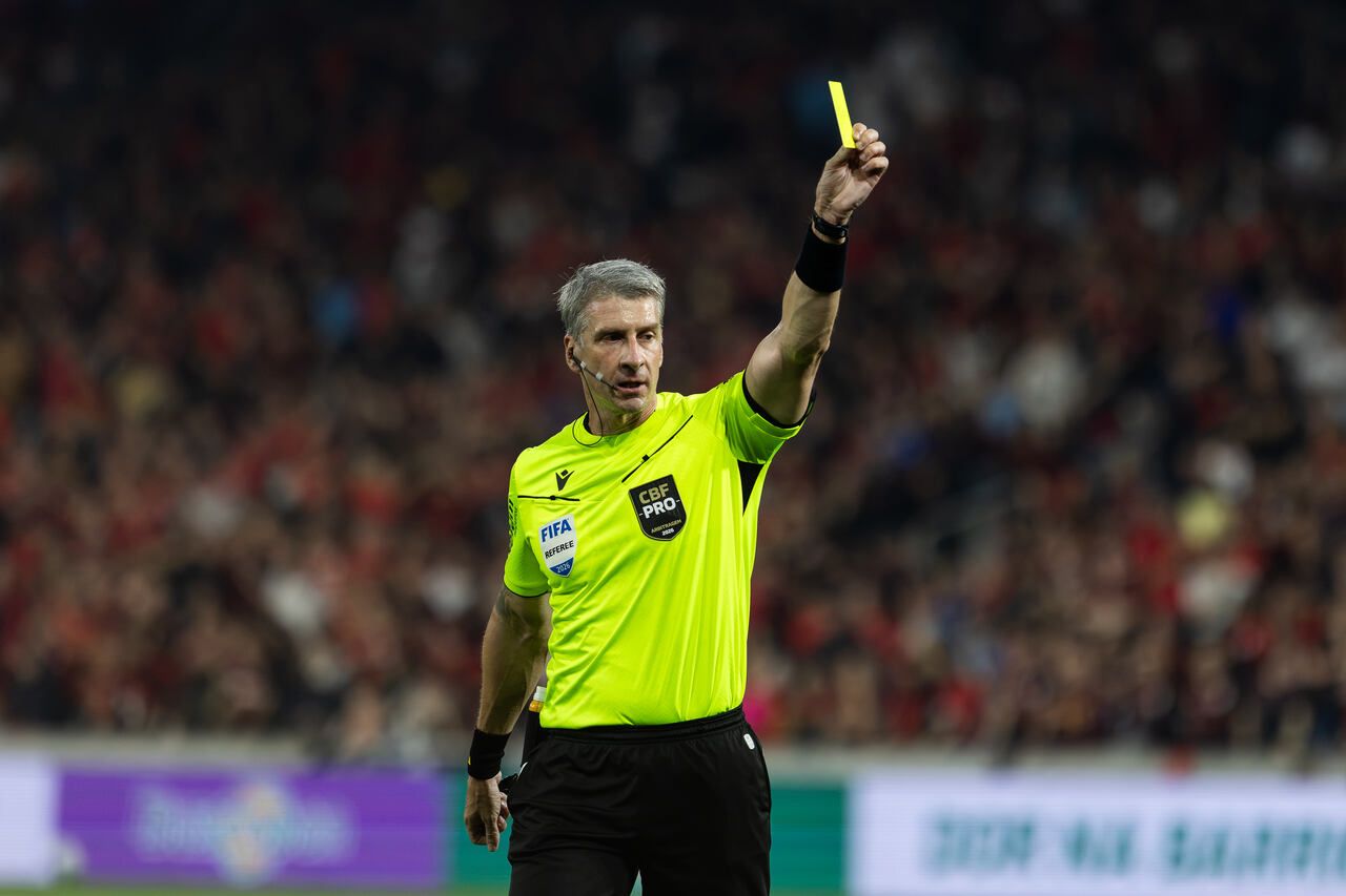 Palmeiras responde nota do Flamengo sobre arbitragem Palmeiras responde nota do Flamengo sobre arbitragem