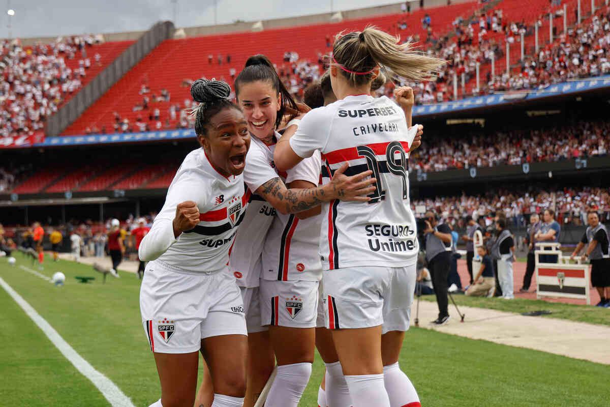 São Paulo conquista título inédito no Brasileirão Feminino São Paulo conquista título inédito no Brasileirão Feminino