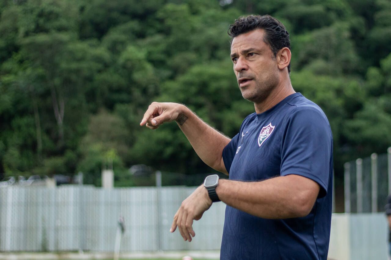Fred conquista primeiro título como treinador da base do Flu