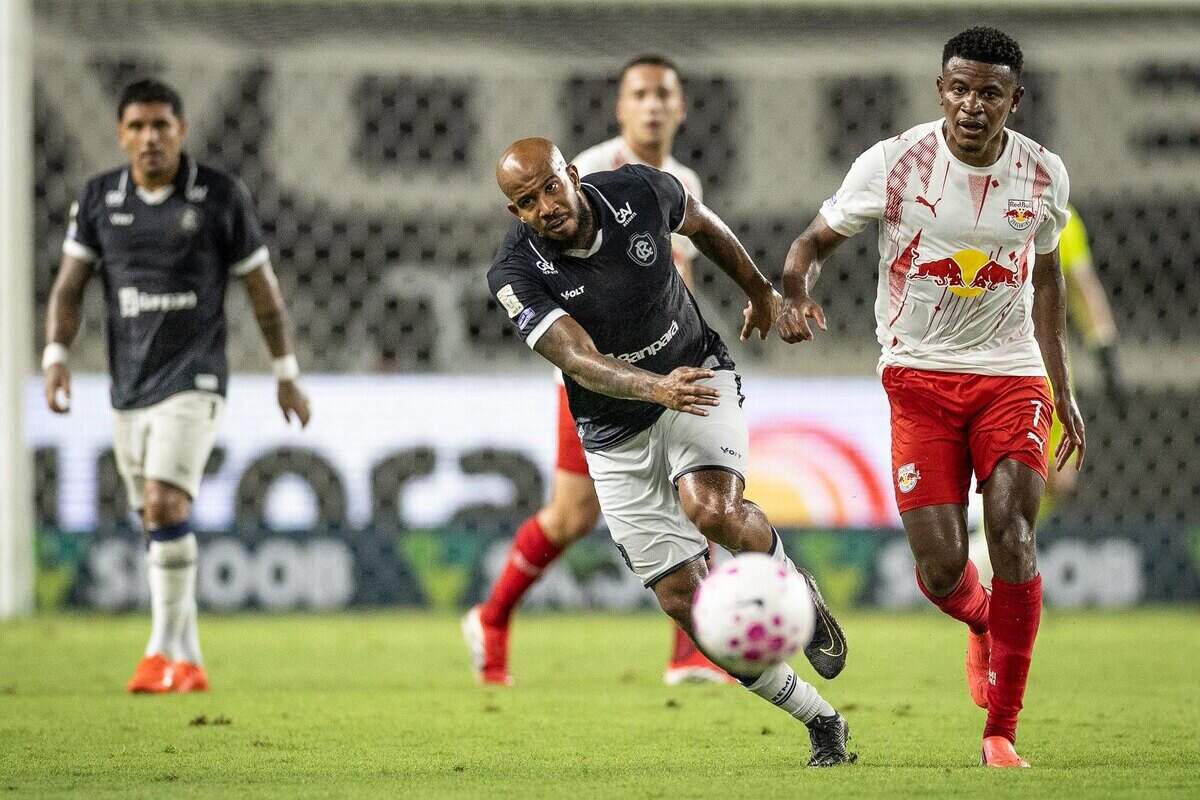 Remo e Bragantino empatam no Mangueirão Remo e Bragantino empatam no Mangueirão