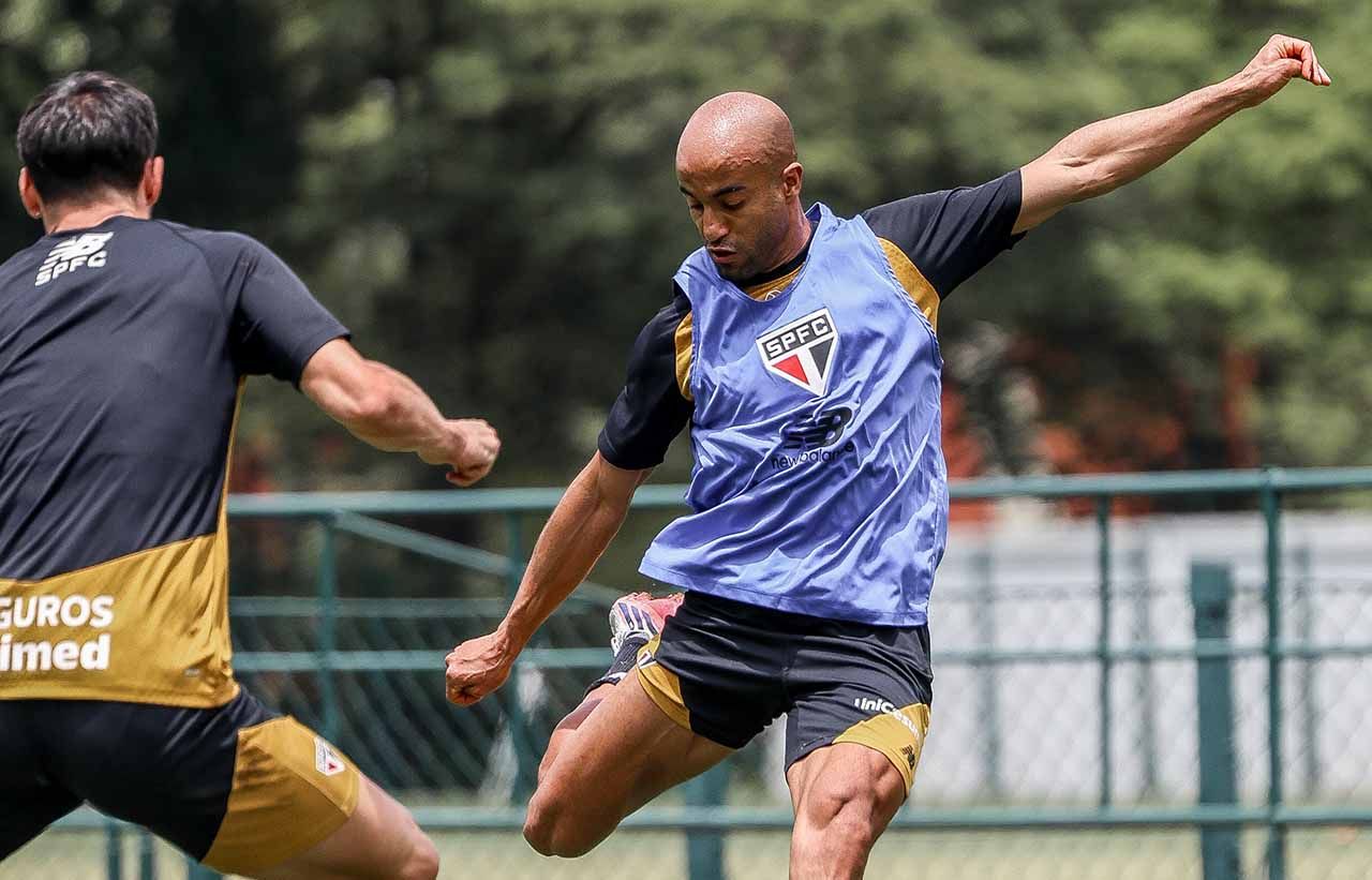 Marcos Antonio segue como dúvida no São Paulo Marcos Antonio segue como dúvida no São Paulo