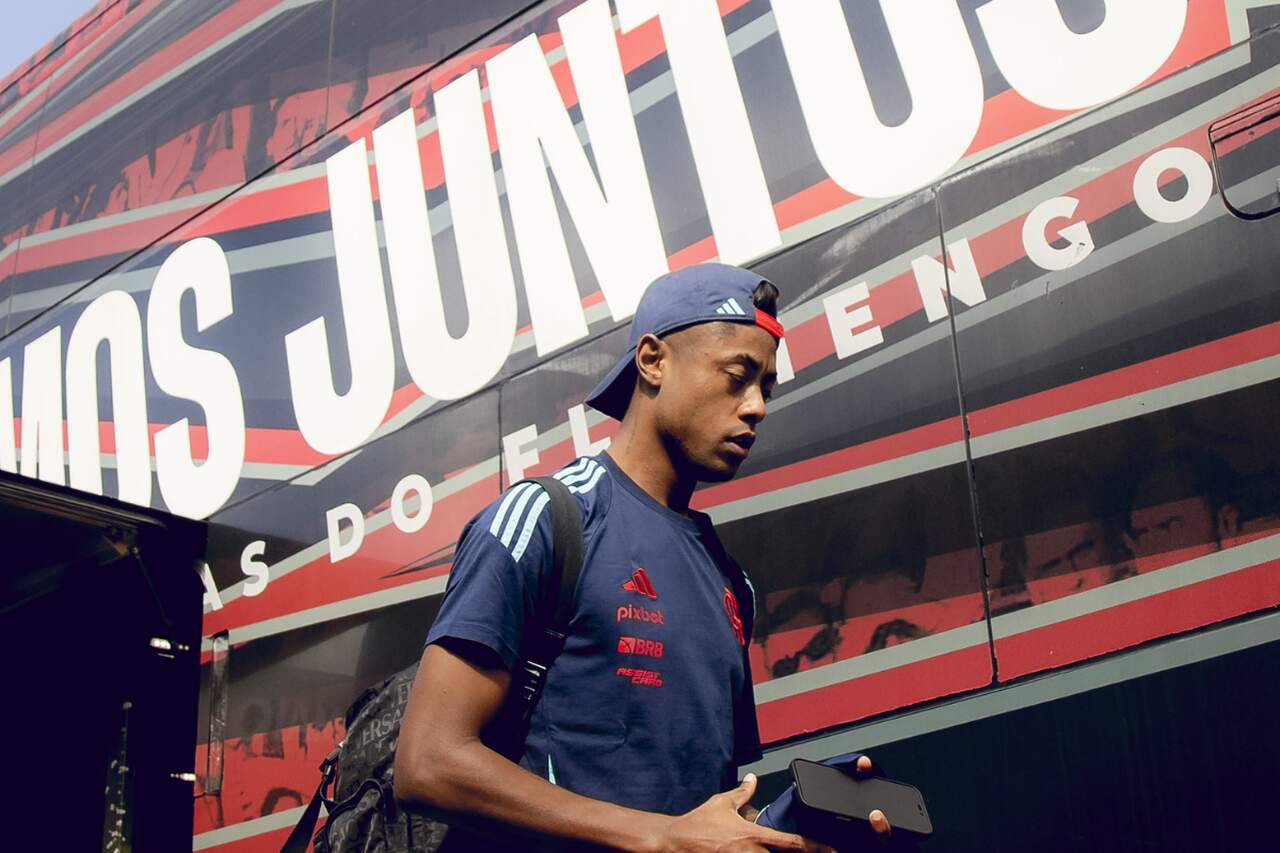 Flamengo entra com pedido de efeito suspensivo para Bruno Henrique