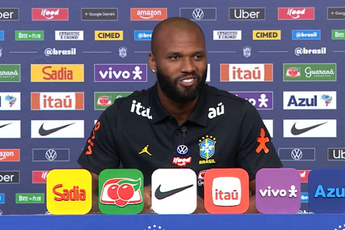 Igor Thiago destaca emoção de representar o Brasil na Copa