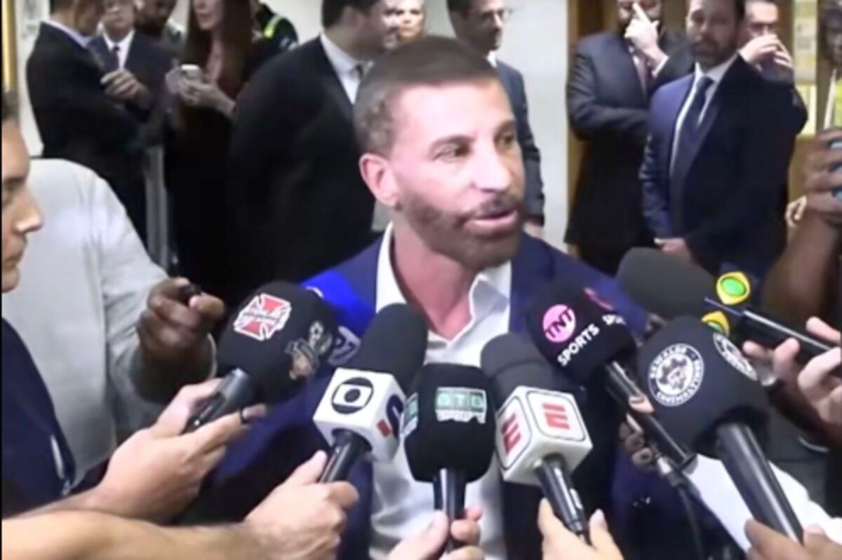 Pedrinho pede para realizar o clássico em São Januário