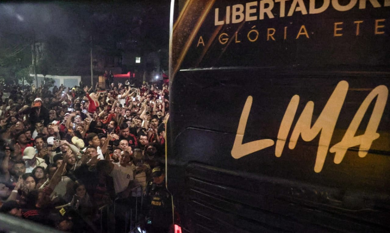 Voo do Flamengo rumo a Lima foi o mais acompanhado do mundo