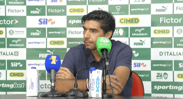 Abel Ferreira cobra reforços após derrota do Palmeiras