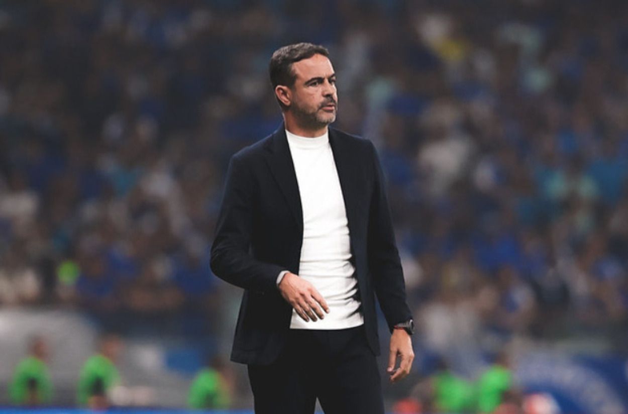 Artur Jorge analisa a derrota do Cruzeiro: “A torcida não merecia essa derrota"