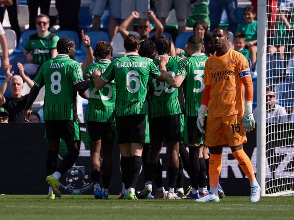 Milan perde para o Sassuolo e dá adeus de vez ao título italiano