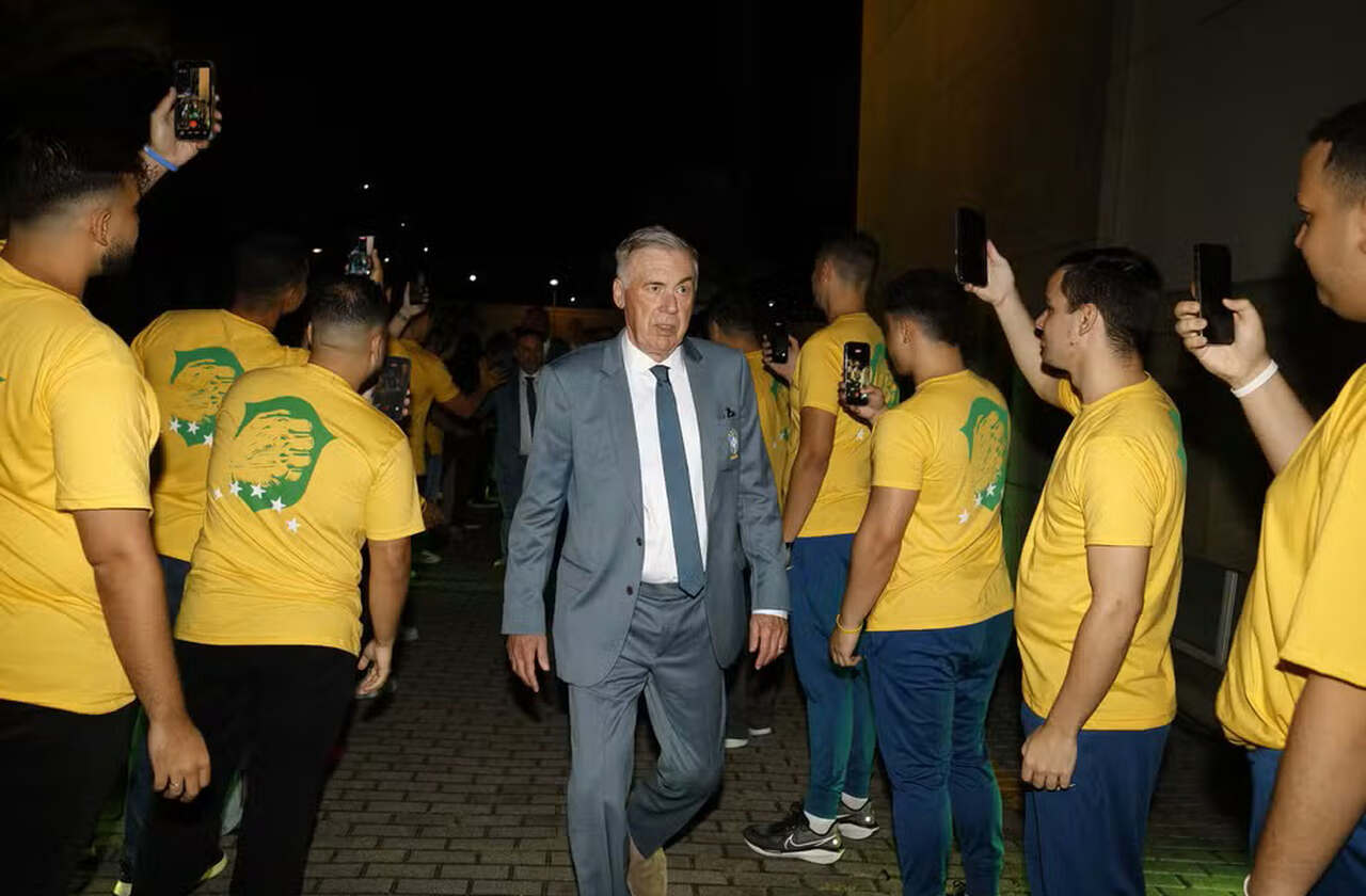 Ancelotti projeta Brasil na Copa e explica convocação de Neymar
