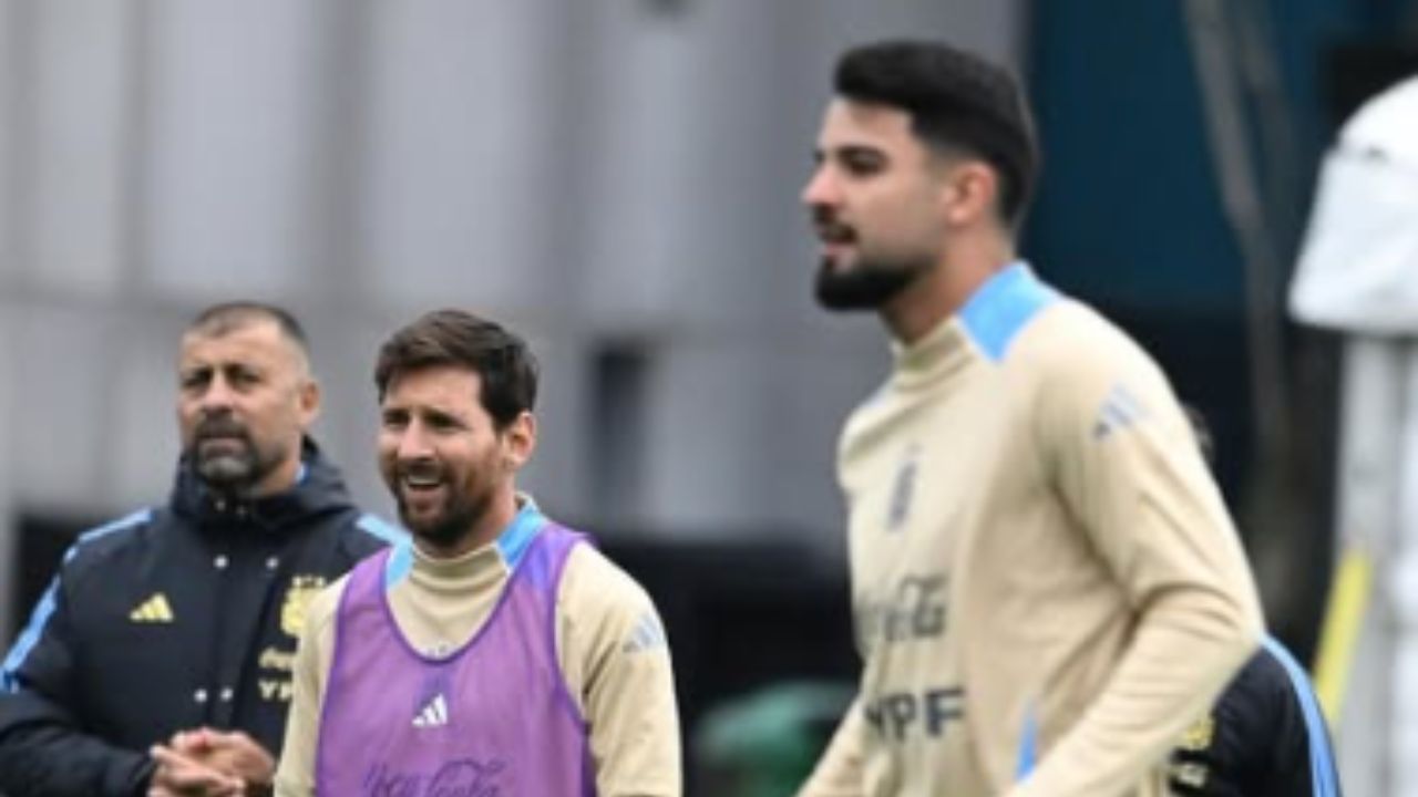 Com Flaco López e Messi, Argentina divulga convocados