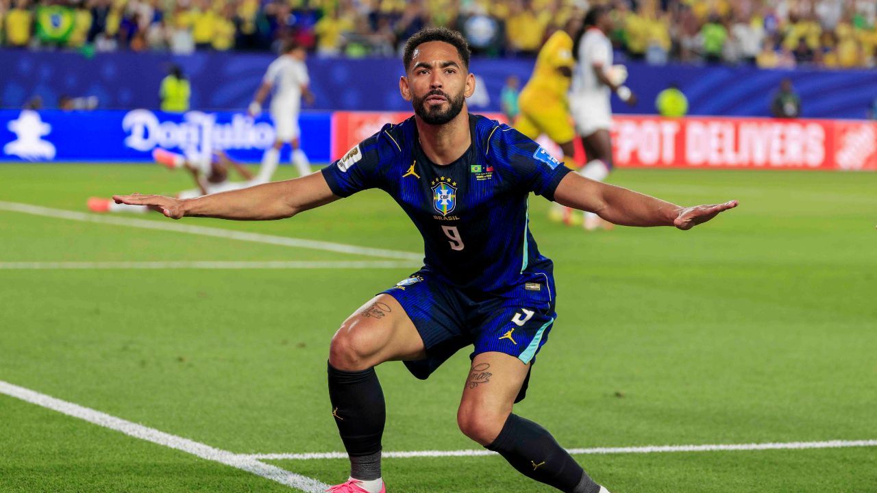 Brasil vence Haiti sem sustos e lidera grupo na Copa Brasil vence Haiti sem sustos e lidera grupo na Copa
