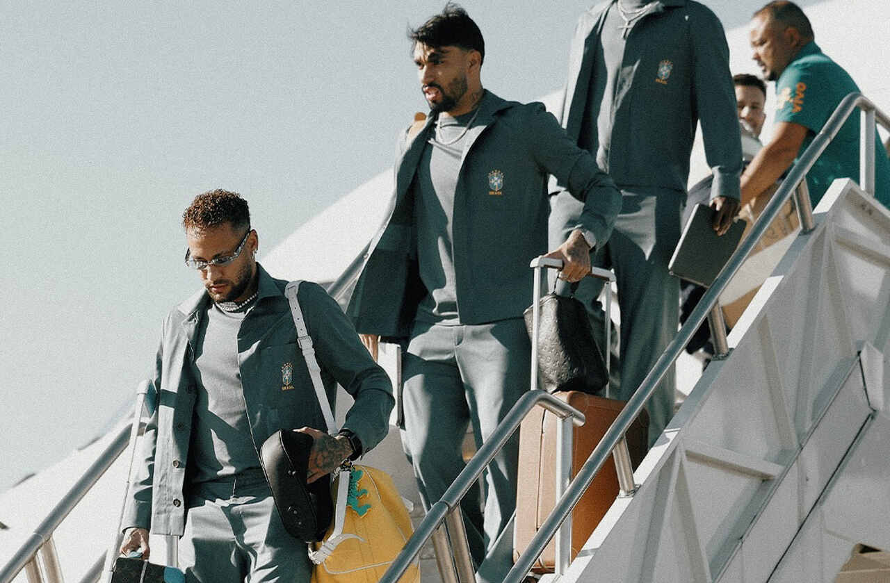 Voo da Seleção retorna ao Brasil praticamente vazio Voo da Seleção retorna ao Brasil praticamente vazio