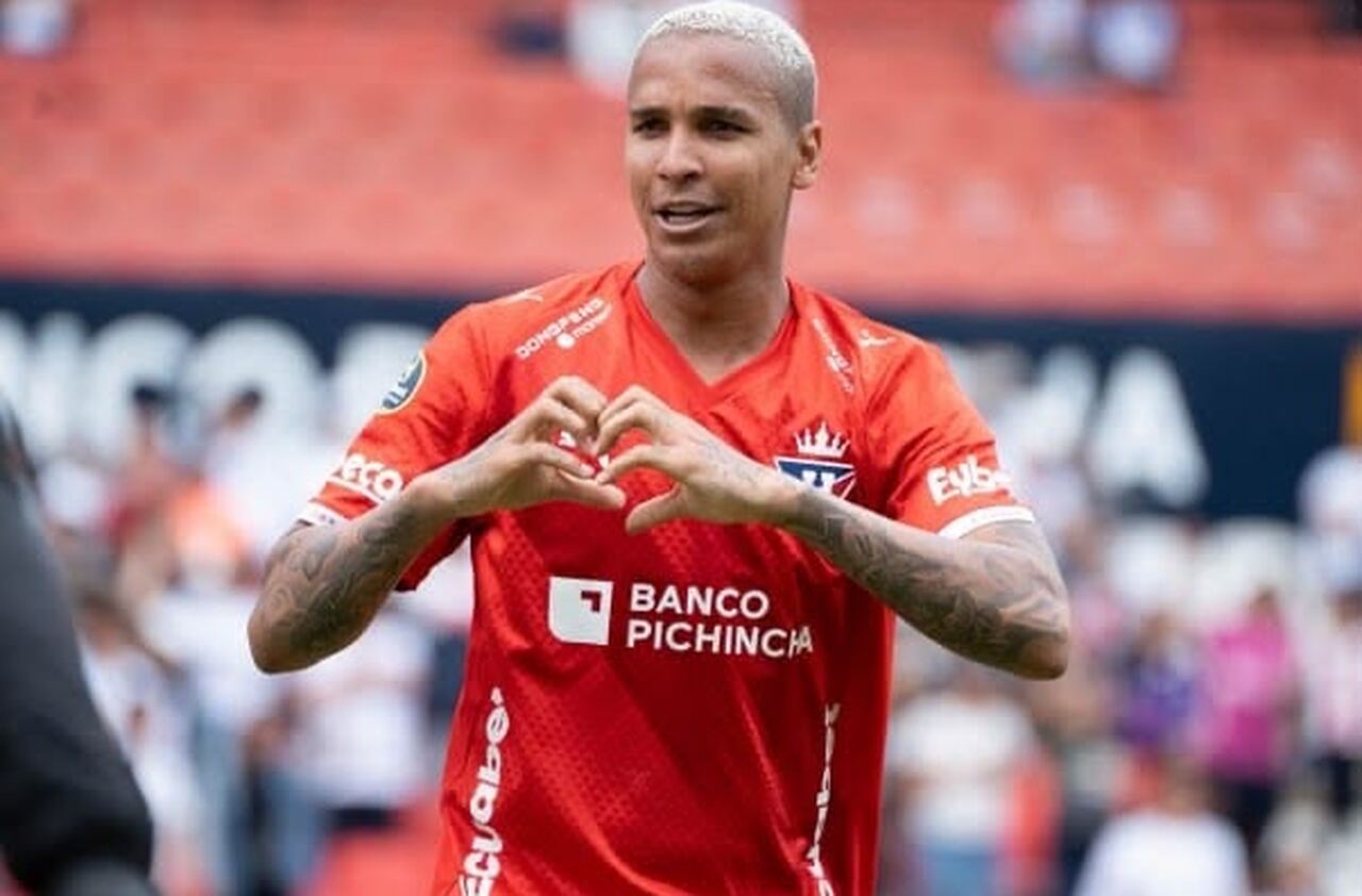 Deyverson cita "responsabilidade" antes de duelo Deyverson cita "responsabilidade" antes de duelo