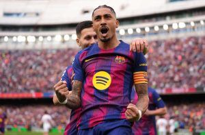 Raphinha brilha, e Barcelona vence mais uma na La Liga