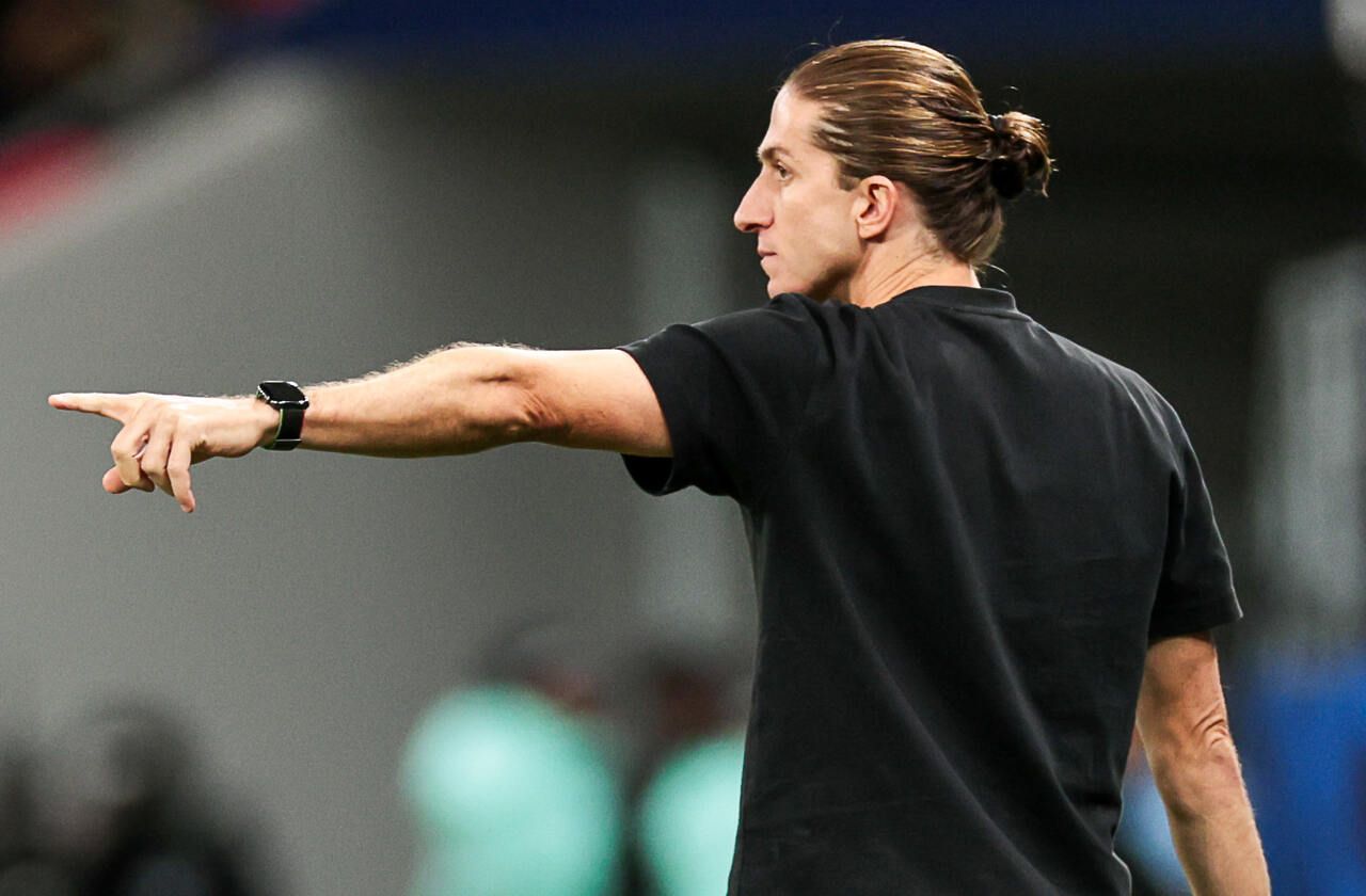 Filipe Luís projeta final entre Flamengo e PSG: "Tentar ganhar para fazer história"