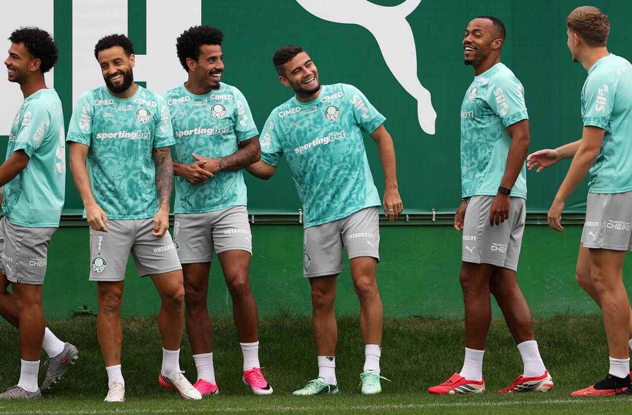 Palmeiras encara Bahia com retrospecto favorável e líder na mira Palmeiras encara Bahia com retrospecto favorável e líder na mira