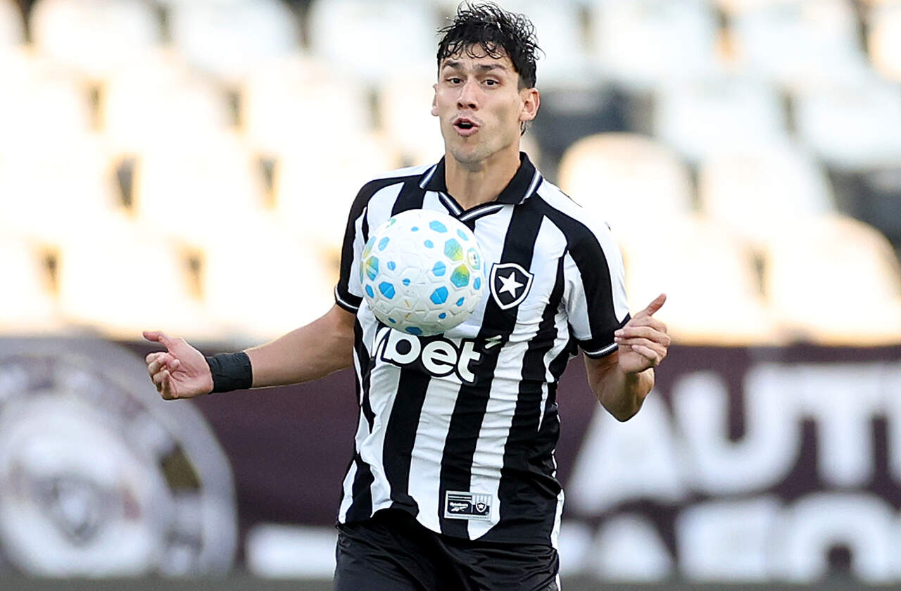 Ferraresi se desculpa com a torcida do Botafogo