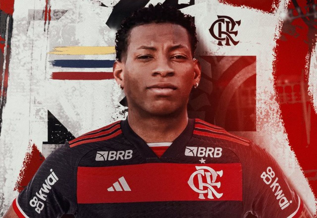 Flamengo oficializa a chegada do atacante equatoriano Gonzalo Plata. Foto: Divulgação/Flamengo