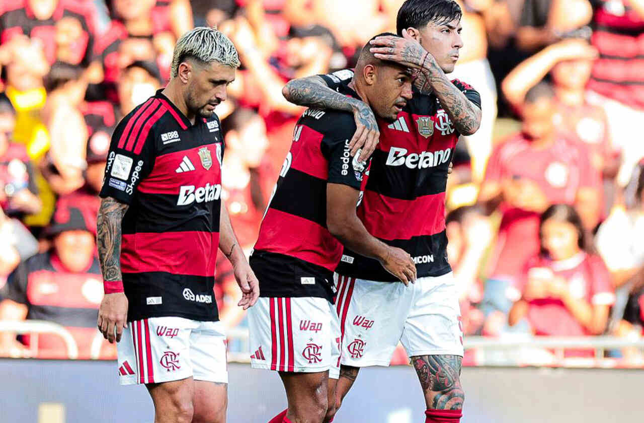 Samuel Lino faz a diferença, e Flamengo vence o Botafogo