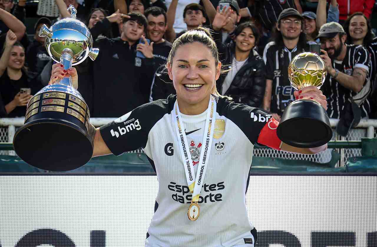 Jornal espanhol reverencia Gabi Zanotti, do Corinthians