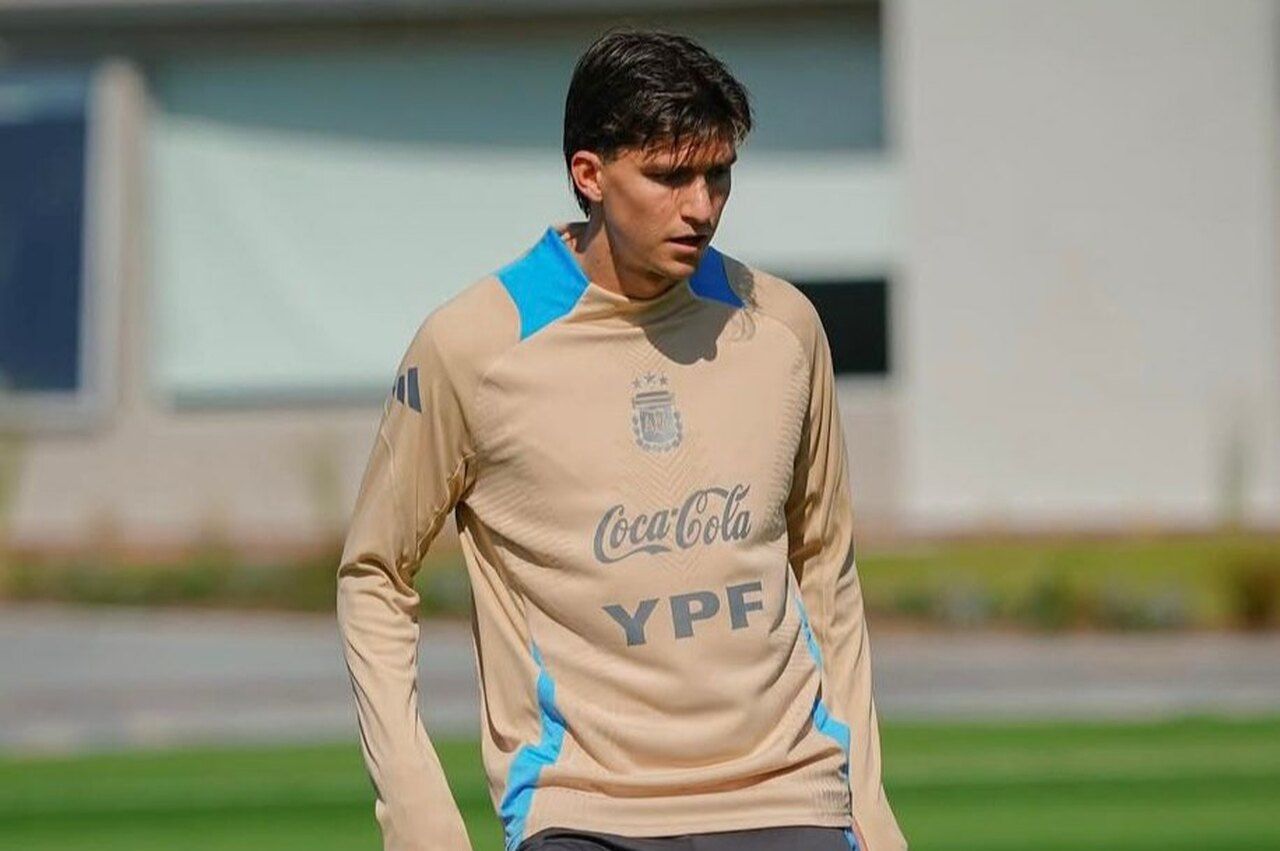 Argentina divulga corte de zagueiro às vésperas da Copa do Mundo