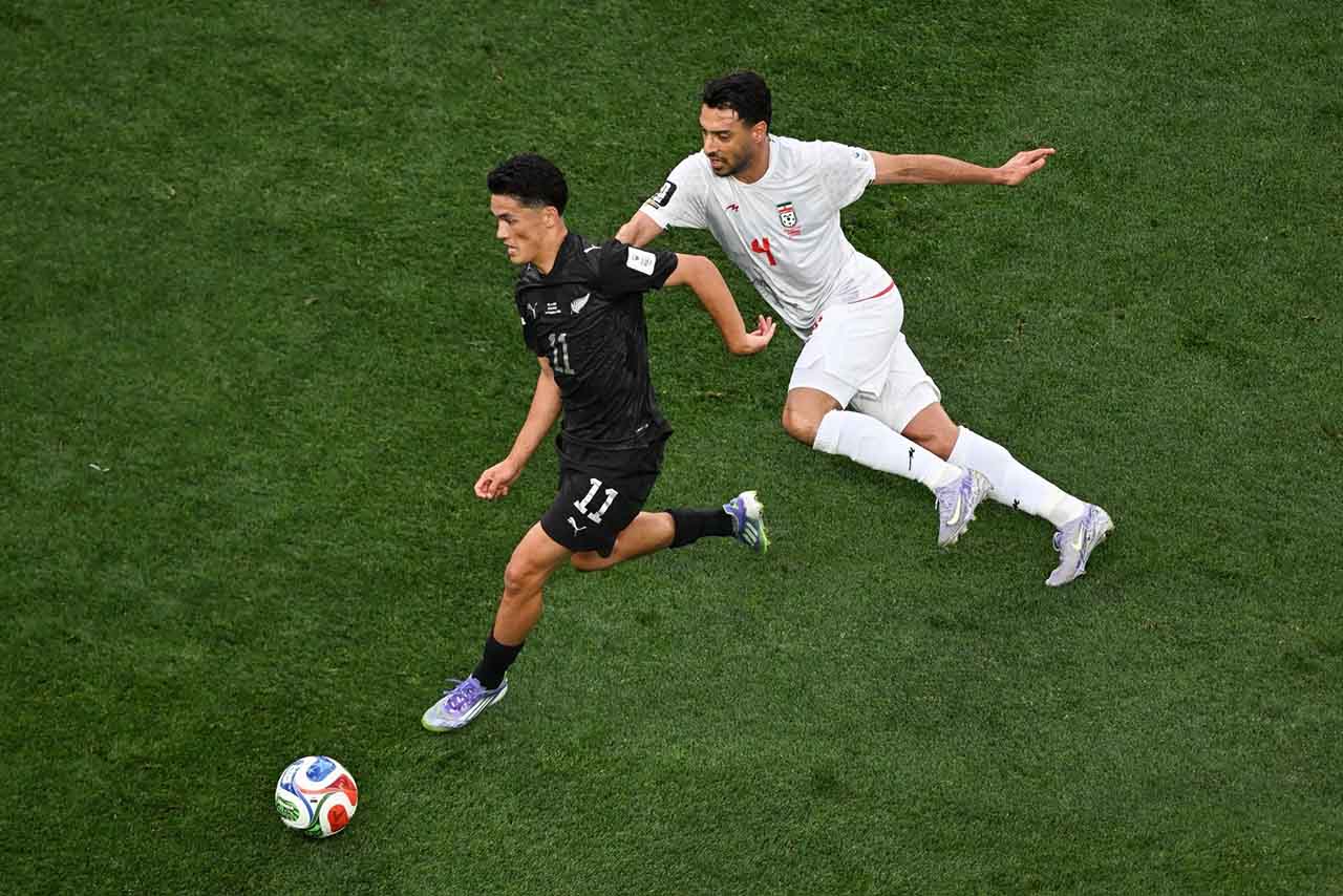 Irã e Nova Zelândia empatam em jogo movimentado Irã e Nova Zelândia empatam em jogo movimentado