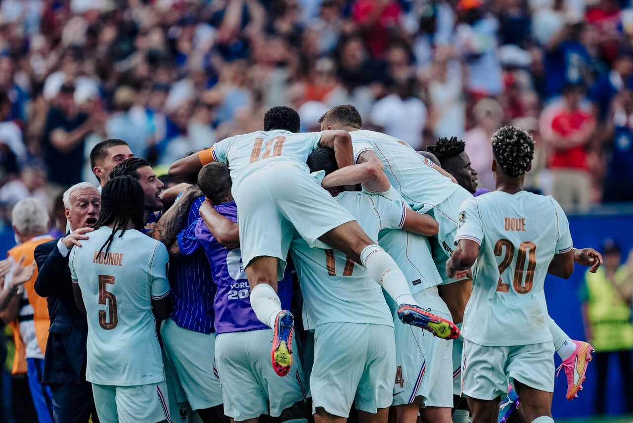 França iguala marca do Brasil em semifinais de Copa 