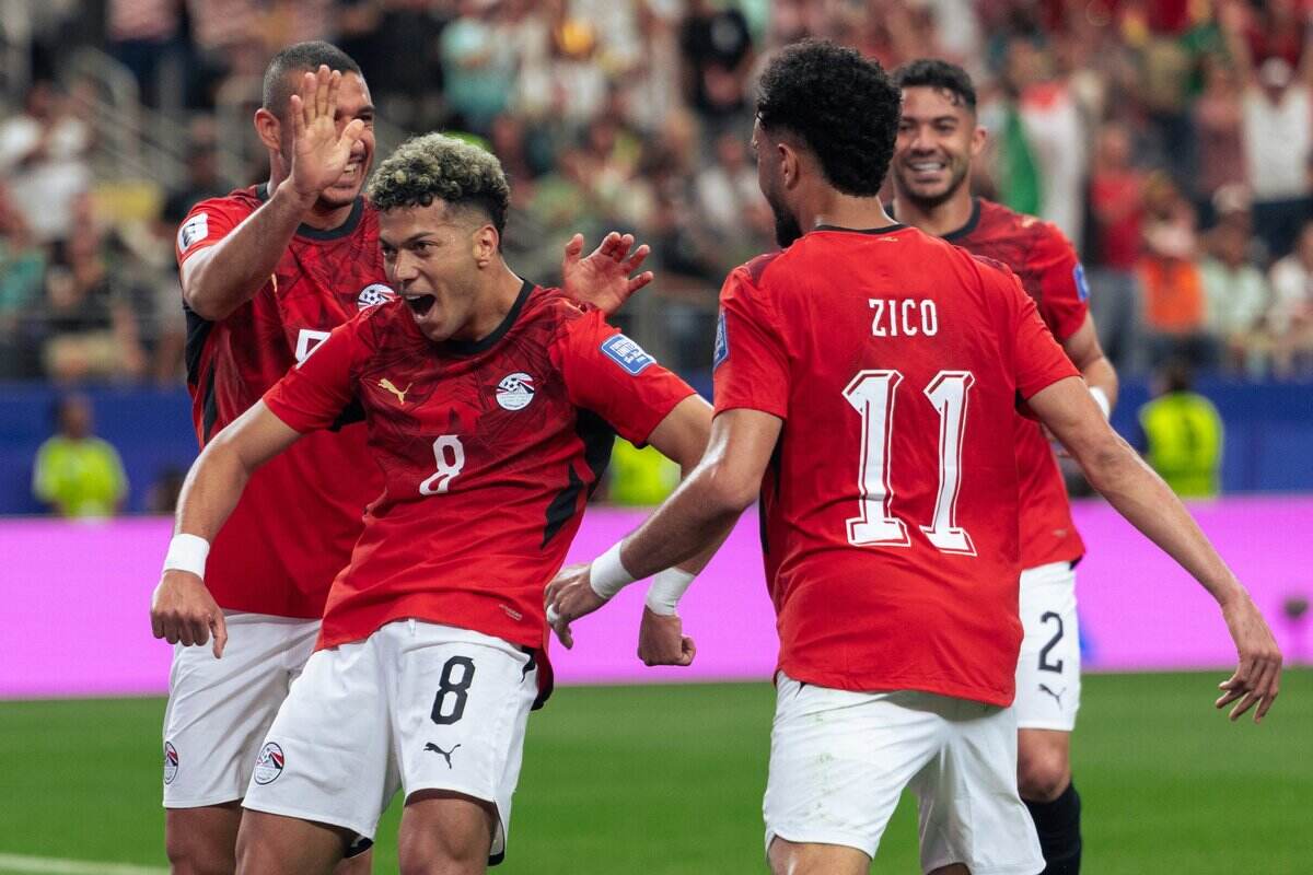 Egito supera a Austrália nos pênaltis e avança na Copa