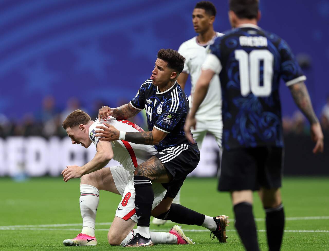 Chelsea apaga post polêmico nas redes sobre Enzo Fernández