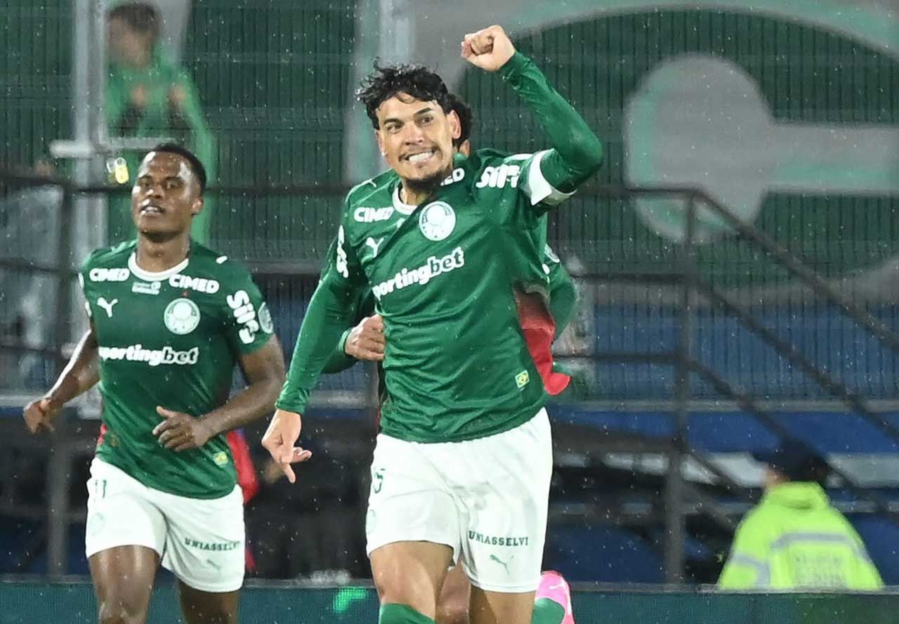 Gómez decide e Palmeiras avança na Libertadores Gómez decide e Palmeiras avança na Libertadores