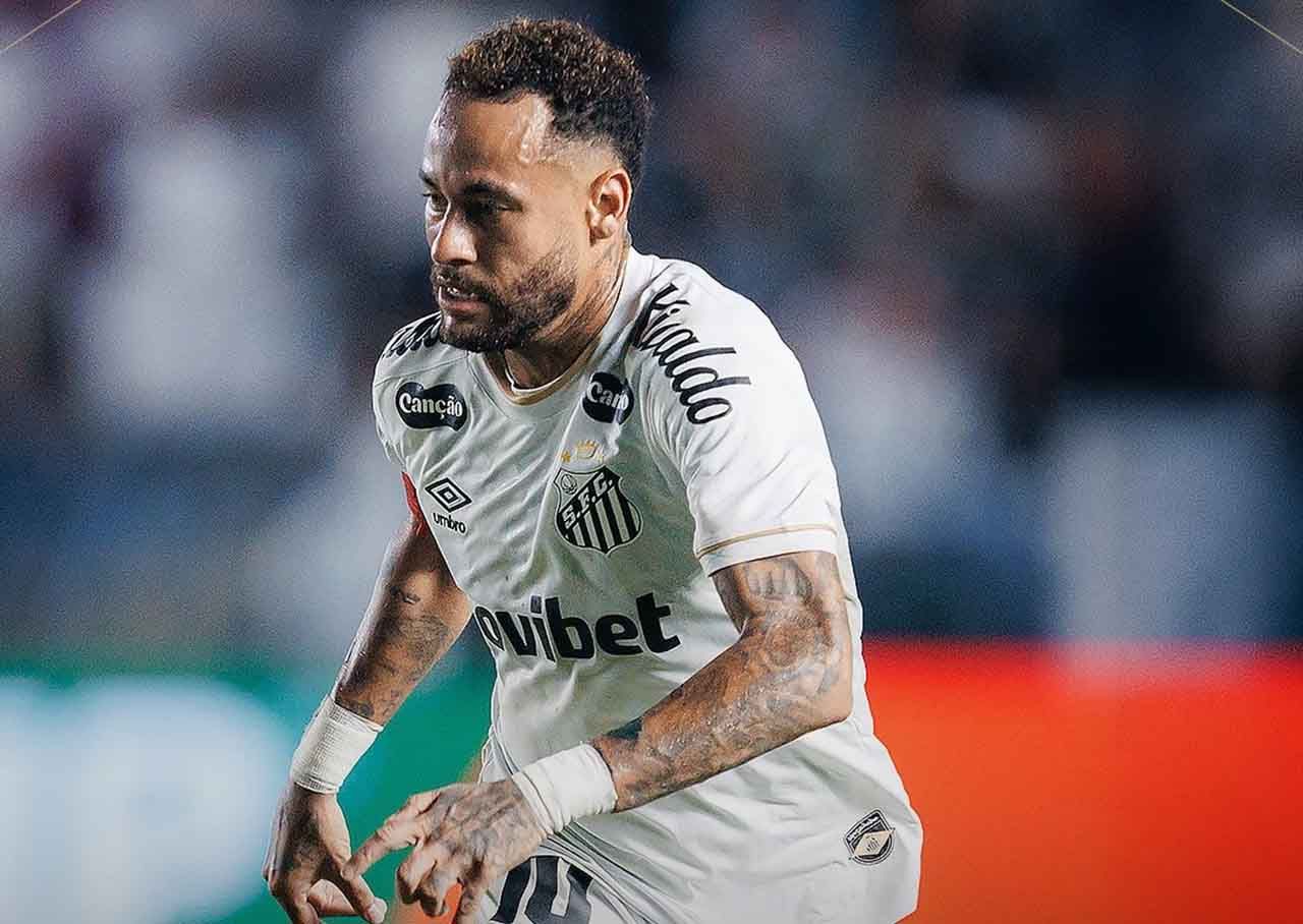 Neymar ironiza gramado da Vila Belmiro: "Parabéns, viu..." Neymar ironiza gramado da Vila Belmiro: "Parabéns, viu..."