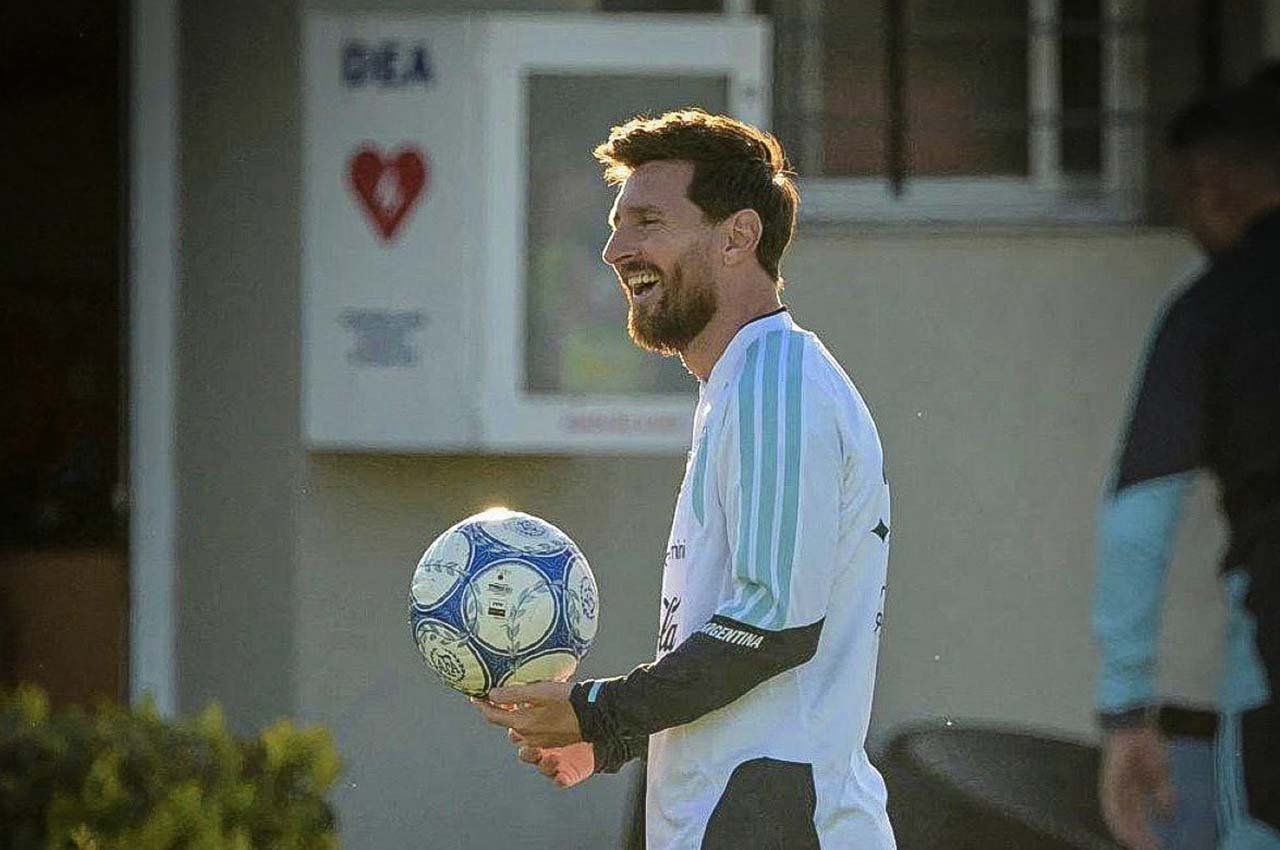 Messi faz último treino pela Argentina 