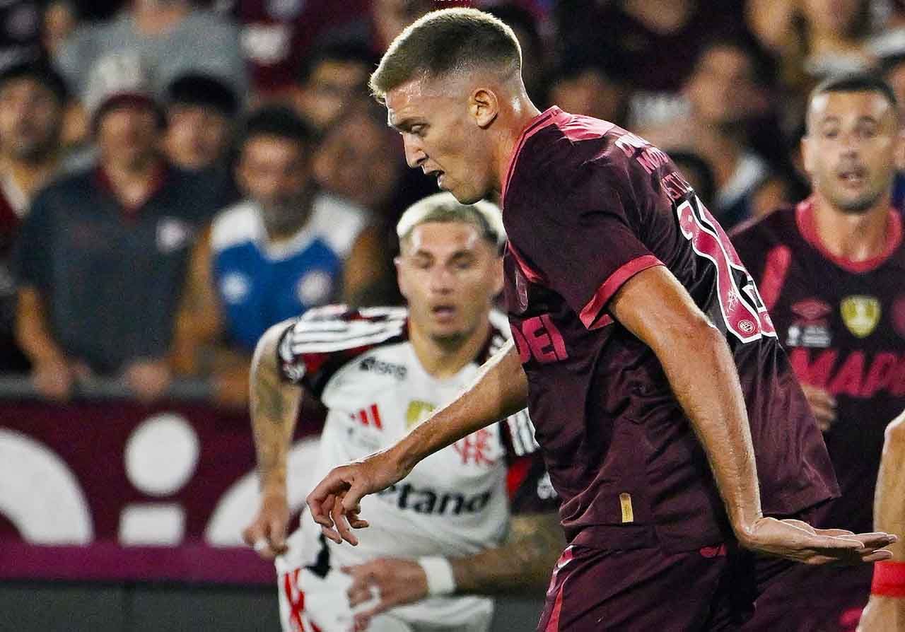 "Herói" do Lanús contra o Flamengo se recuperou de lesão em tempo mínimo
