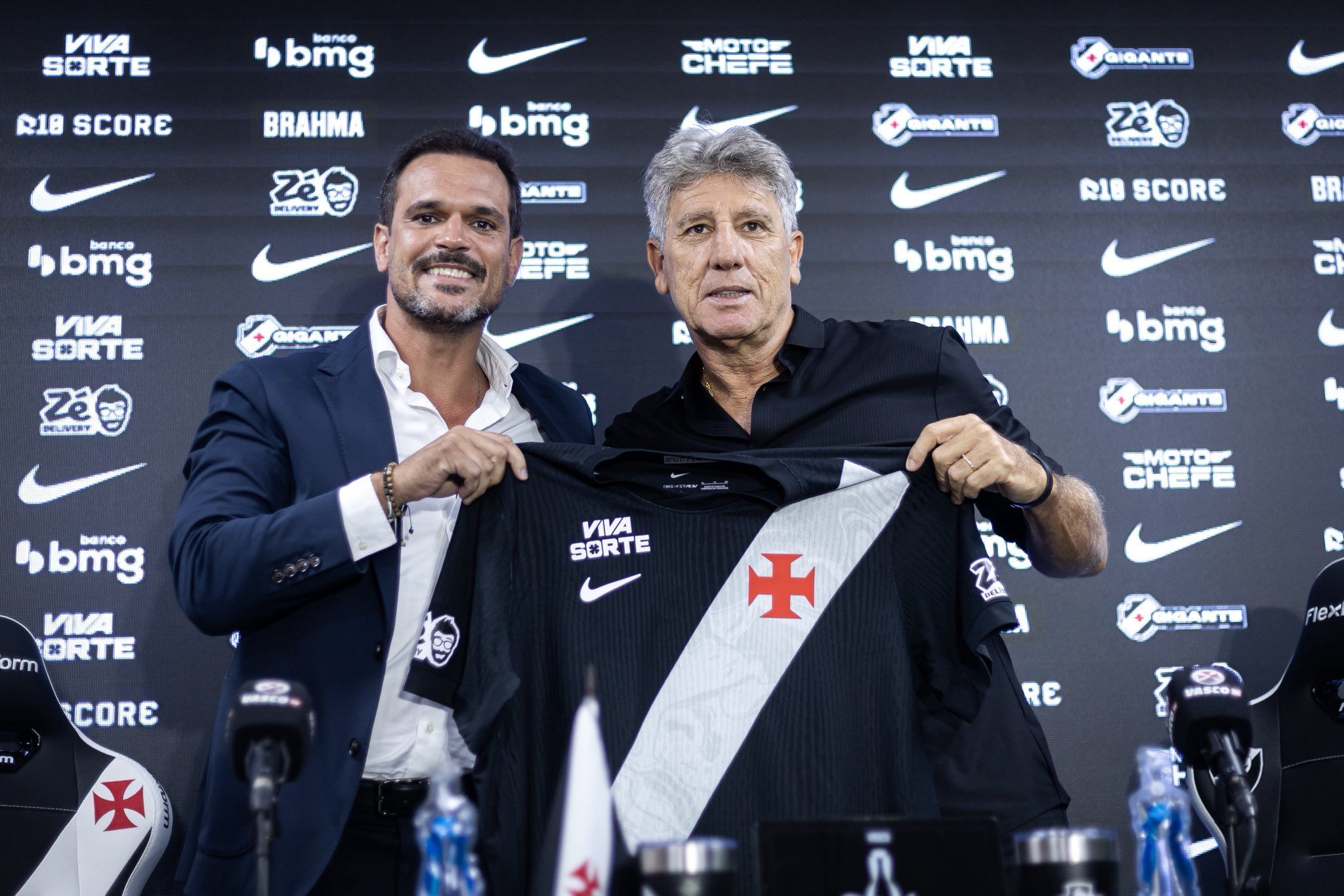 Renato Gaúcho promete cobrança aos jogadores no Vasco: "Exigir bastante a entrega"